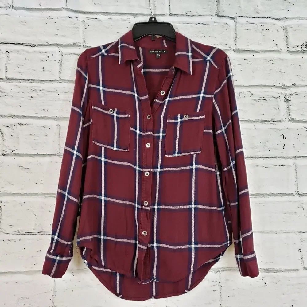 Kendall & kylie maroon button up long sleeve plaid flannel
